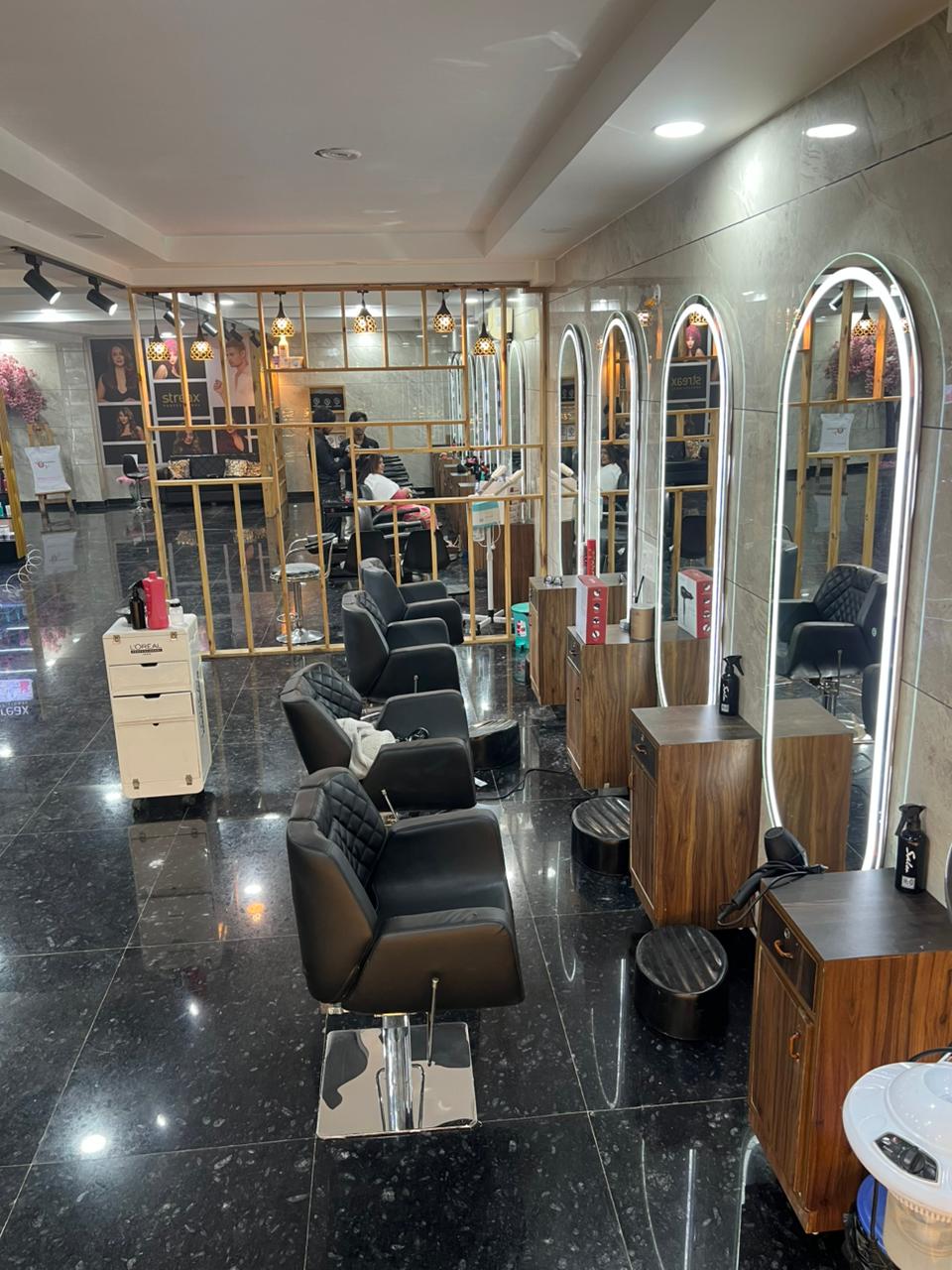 evada salon